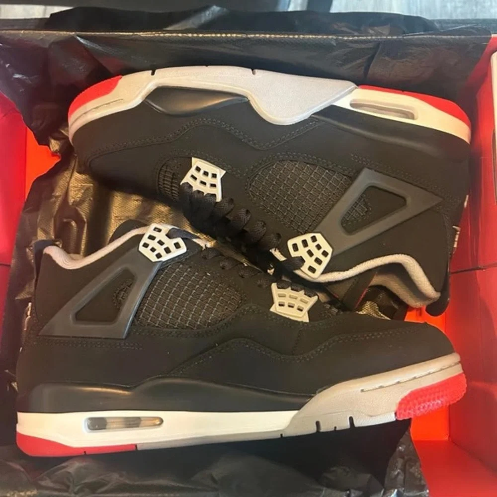 Jordan 4 Breds